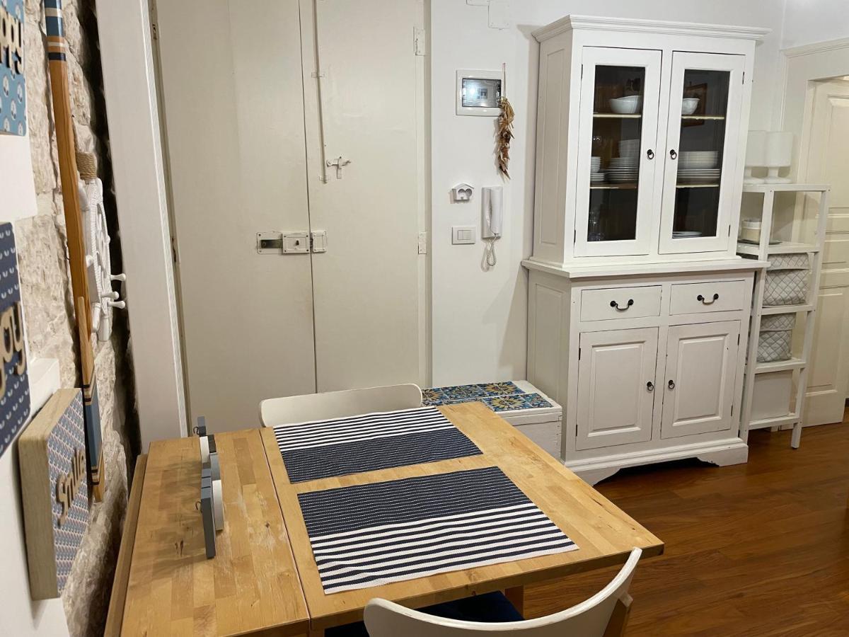 지오비나조 Casa Al Porto 아파트 외부 사진